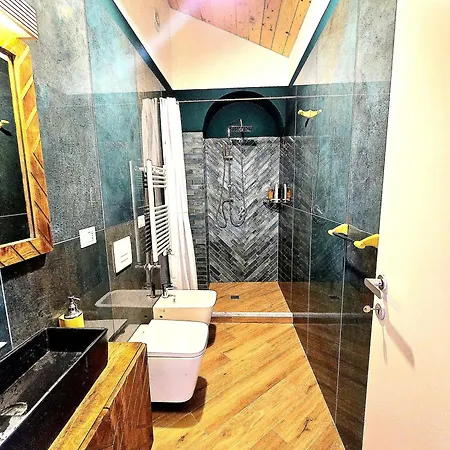 Garibaldi Loft 02 Неаполь