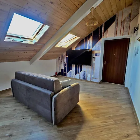 Garibaldi Loft 02 Apartmán